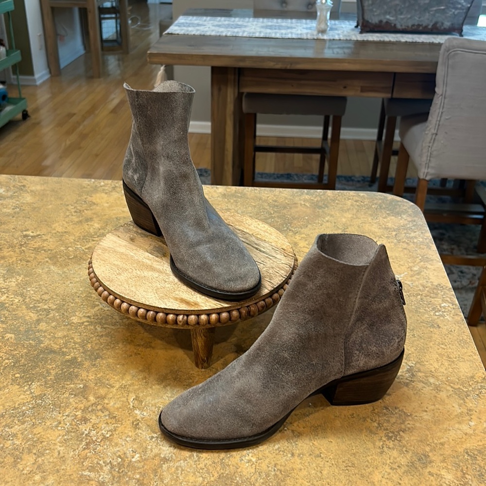 Lucky Brand Gray Suede Ankle Booties